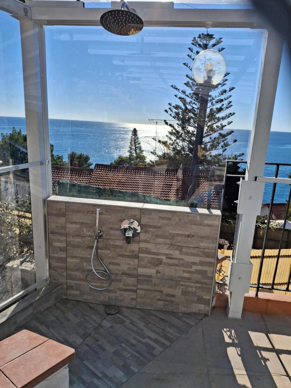 Villa Del Mare Ligure Terme & Spa Piscina A 37 Gradi Santo Stefano al Mare Εξωτερικό φωτογραφία