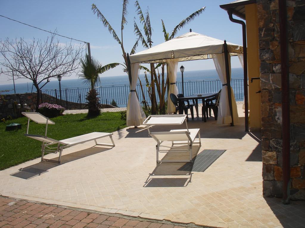 Villa Del Mare Ligure Terme & Spa Piscina A 37 Gradi Santo Stefano al Mare Εξωτερικό φωτογραφία